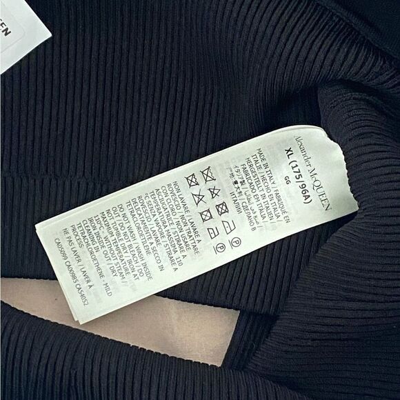 Alexander McQueen Off-The-Shoulder Crop Top size XL - Picture 12 of 12